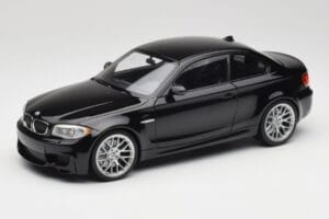 BMW 1M Coupe E82 Black Metallic Minichamps 1:18 110020021 Druckguss