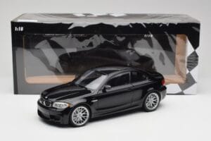 BMW 1M Coupe E82 Black Metallic Minichamps 1:18 110020021 Druckguss — Bild 8 von 8