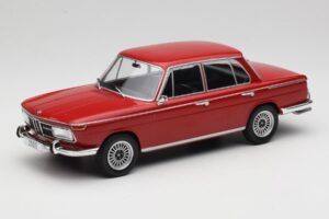 BMW 2000 121 Rot MCG 1:18 MCG18543 Druckguss