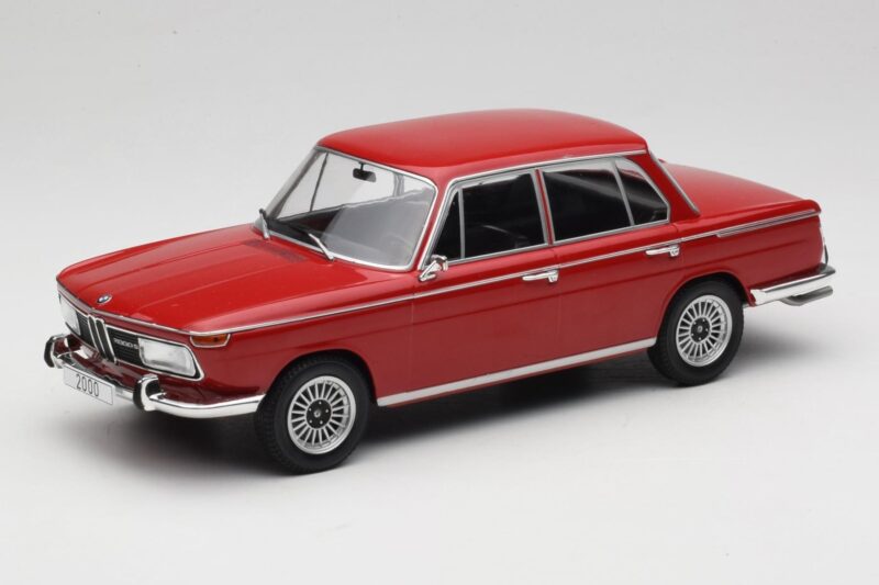 BMW 2000 121 Rot MCG 1:18 MCG18543 Druckguss