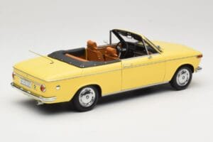 BMW 2002 Cabriolet Hellgrün Minichamps 1:18 80430145820 Druckguss — Bild 3 von 8