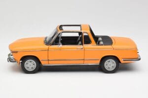 BMW 2002 E10 Cabriolet Colorado Orange AUTOart 1:18 80430300713 Druckguss — Bild 4 von 8