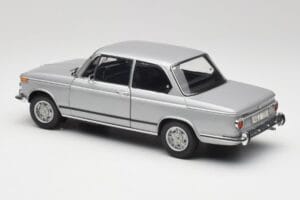 BMW 2002 Tii Polaris Silber AUTOart 1:18 80430146517 Druckguss — Bild 7 von 8