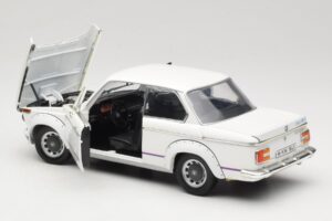 BMW 2002 Turbo E10 Weiß Anson 1:18 30393 Druckguss — Bild 5 von 8
