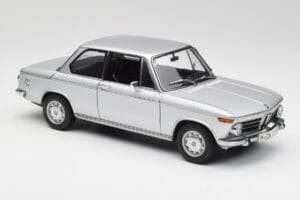 BMW 2002tii Silber AUTOart 1:18 80430151479 Druckguss — Bild 6 von 8