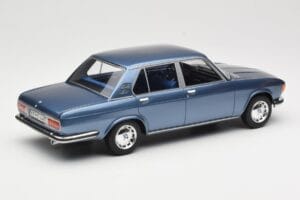 BMW 2500 E3 Blue Metallic BoS Models 1:18 BOS030 Resin — Bild 2 von 6