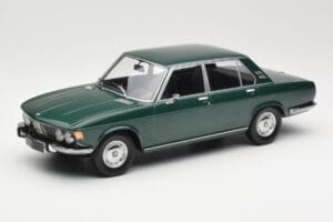 BMW 2500 E3 Green Metallic Minichamps 1:18 155029201 Druckguss