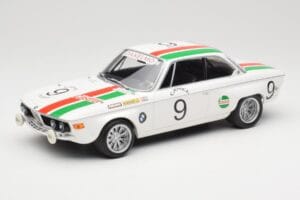 BMW 2800 CS E9 #9 Castrol BMW T. Moorkens / E. Haxhe 24 Hours of Spa 1971 Minichamps 1:18 155712709 Druckguss