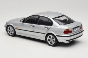 BMW 3 Series E46 Silber UT Models 1:18 80439421535 Druckguss — Bild 7 von 8