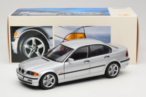 BMW 3 Series E46 Silber UT Models 1:18 80439421535 Druckguss — Bild 8 von 8