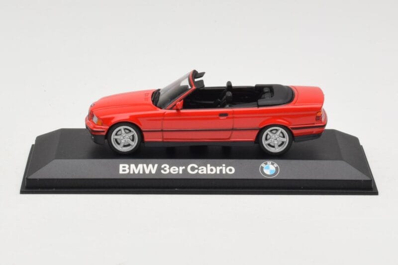 BMW 3 Series E30 Cabriolet Rot Minichamps 1:43 80429421500 Druckguss
