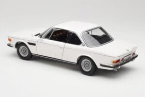 BMW 3.0 CSi E9 Weiß Minichamps 1:18 180029026 Druckguss — Bild 7 von 8