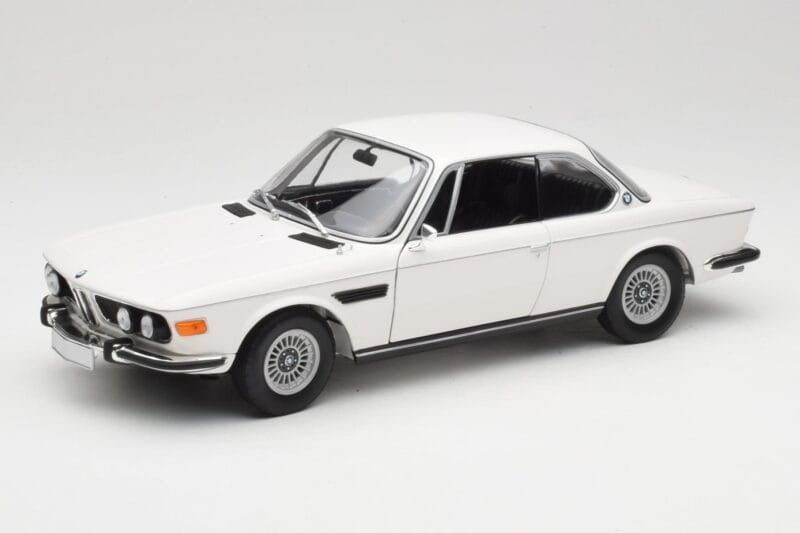 BMW 3.0 CSi E9 Weiß Minichamps 1:18 180029026 Druckguss