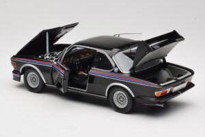 BMW 3.0 CSL E9 Schwarz Minichamps 1:18 180029025 Druckguss — Bild 5 von 8