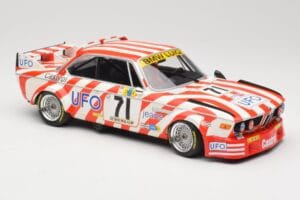 BMW 3.0 CSL E9 #71 Luigi Racing P. Xhenceval / J. Dieudonné 24 Hours of Le Mans 1977 Minichamps 1:18 155772571 Druckguss — Bild 4 von 6