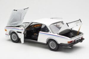 BMW 3.0 CSL E9 Mit Spoiler-Set Weiß Minichamps 1:18 180029021 Druckguss — Bild 5 von 8