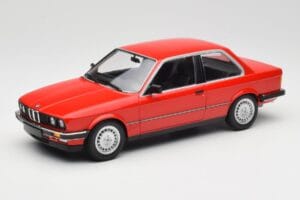 BMW 323i E21 Rot Minichamps 1:18 155026000 Druckguss