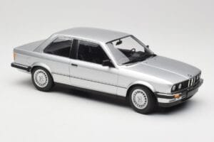 BMW 323i E21 Silber Minichamps 1:18 155026001 Druckguss — Bild 4 von 6