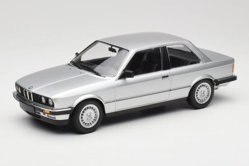 BMW 323i E21 Silber Minichamps 1:18 155026001 Druckguss