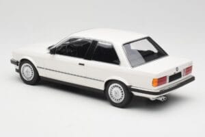 BMW 323i E21 Weiß Minichamps 1:18 155026005 Druckguss — Bild 5 von 6