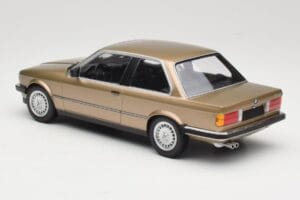 BMW 323i E30 Brown Metallic Minichamps 1:18 155026004 Druckguss — Bild 5 von 6