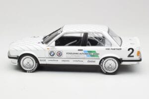 BMW 325i E30 #2 O. Manthey Vogelsang Automobile 3rd Place Eifel Race DTM 1986 Minichamps 1:18 155862602 Druckguss — Bild 3 von 6