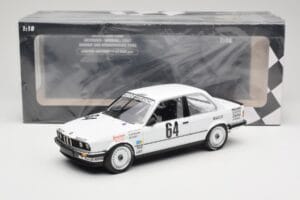 BMW 325i E30 #64 Auto Budde K. Oestreich / E. Rensing Winner 24 Hours Nürburgring 1986 Minichamps 1:18 155862664 Druckguss — Bild 6 von 6