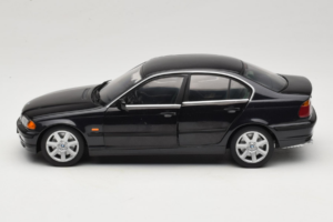 BMW 328i E46 Schwarz UT Models 1:18 80439422373 Druckguss — Bild 4 von 8