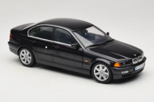 BMW 328i E46 Schwarz UT Models 1:18 80439422373 Druckguss — Bild 6 von 8