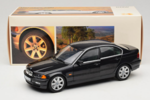 BMW 328i E46 Schwarz UT Models 1:18 80439422373 Druckguss — Bild 8 von 8