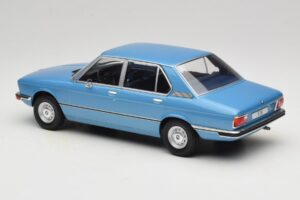 BMW 5 Series E12 Blau MCG 1:18 MCG18541 Druckguss — Bild 5 von 6