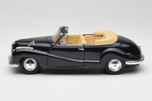 BMW 502 Cabriolet Schwarz Maisto 1:18 31817 Druckguss — Bild 4 von 8