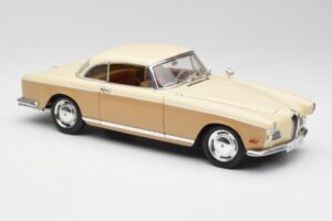 BMW 503 Beige Revell 1:18 8832 Druckguss — Bild 6 von 8