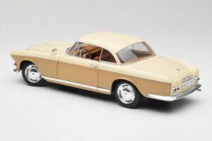 BMW 503 Beige Revell 1:18 8832 Druckguss — Bild 7 von 8