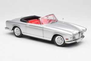 BMW 503 Silber Revell 1:18 18787 Druckguss — Bild 6 von 8