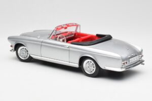 BMW 503 Silber Revell 1:18 18787 Druckguss — Bild 7 von 8
