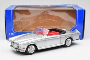 BMW 503 Silber Revell 1:18 18787 Druckguss — Bild 8 von 8