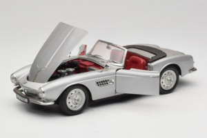 BMW 507 Cabriolet Silber Revell 1:18 8829 Druckguss — Bild 2 von 8