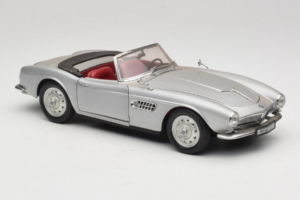 BMW 507 Cabriolet Silber Revell 1:18 8829 Druckguss — Bild 6 von 8