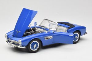 BMW 507 Touring Sport Cabriolet Blau Revell 1:18 8810-M1 Druckguss — Bild 2 von 8