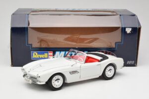 BMW 507 Touring Sport Feather White Revell 1:18 8810 Druckguss — Bild 8 von 8