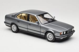 BMW 535i E34 Grau Metallic Minichamps 1:18 100024008 Druckguss — Bild 6 von 8