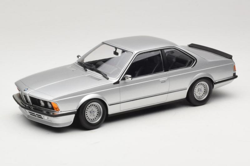 BMW 635 CSi E24 Silber Minichamps 1:18 155028107 Druckguss