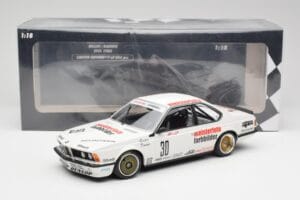 BMW 635CSi E24 Team Schnitzer Eterna #30 S. Bellof / S. Danner ETCC 1984 Minichamps 1:18 155832530 Druckguss — Bild 6 von 6
