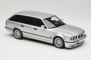 BMW Alpina B10 E34 4.6 Touring Silber MCG 1:18 MCG18332MCW Druckguss — Bild 4 von 6