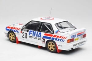 BMW E30 M3 #20 M. Duez / A. Lopes 1000 Lakes Rally 1989 IXO 1:18 18RMC132 Druckguss — Bild 5 von 6
