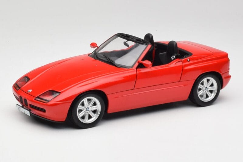 BMW Z1 E30 Rot Minichamps 1:18 183020106 Druckguss