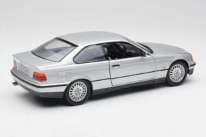 BMW 3 Series E36 Coupe Silber UT Models 1:18 180023321 Druckguss — Bild 3 von 8