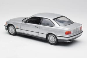 BMW 3 Series E36 Coupe Silber UT Models 1:18 180023321 Druckguss — Bild 7 von 8