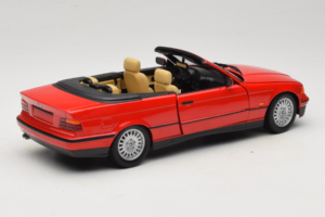 BMW 3 Series E36 Cabriolet Rot UT Models 1:18 BMW005 Druckguss — Bild 3 von 8